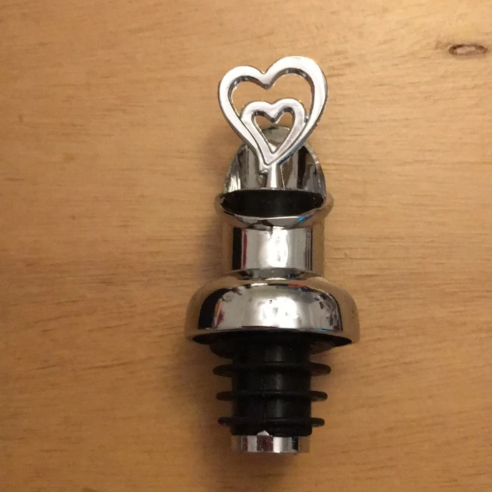 New Silver Hearts Wine Cork Stopper with Professional Wine Pourer Gift Boxed